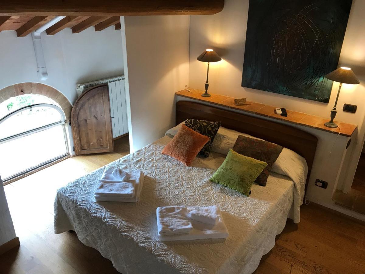 L'Albero Di Gameli Bed & Breakfast Chiusi Luaran gambar