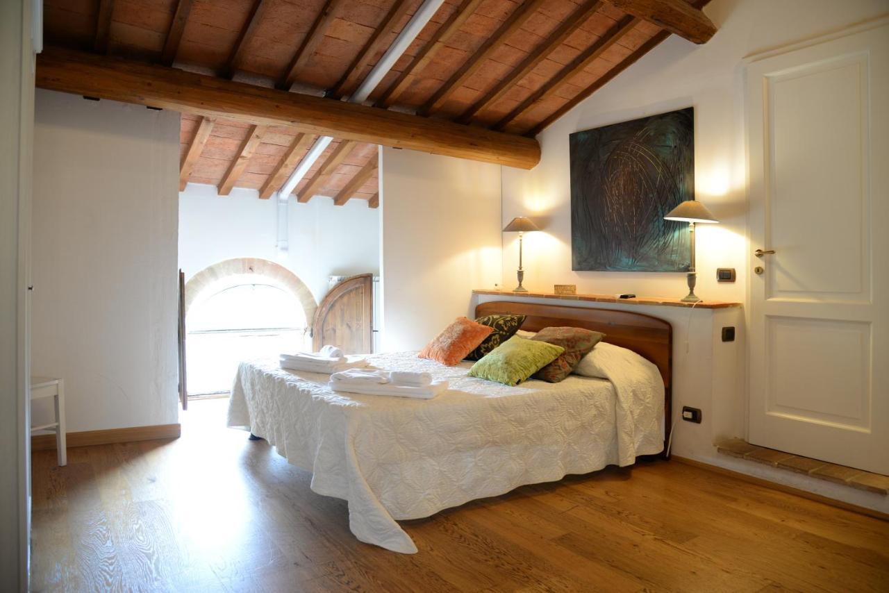 L'Albero Di Gameli Bed & Breakfast Chiusi Luaran gambar